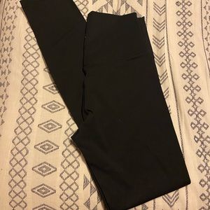 SOLD Zyia Brilliant Leggings NWOT